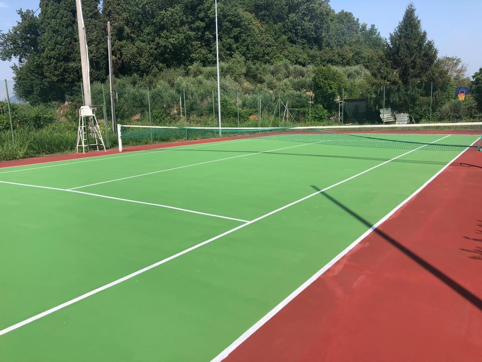 Casa Ghirlanda Con Piscina E Campo Da Tennis