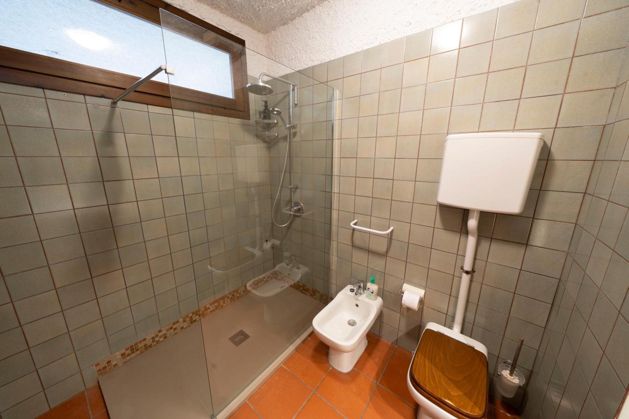 Casa Ghirlanda Con Piscina E Campo Da Tennis