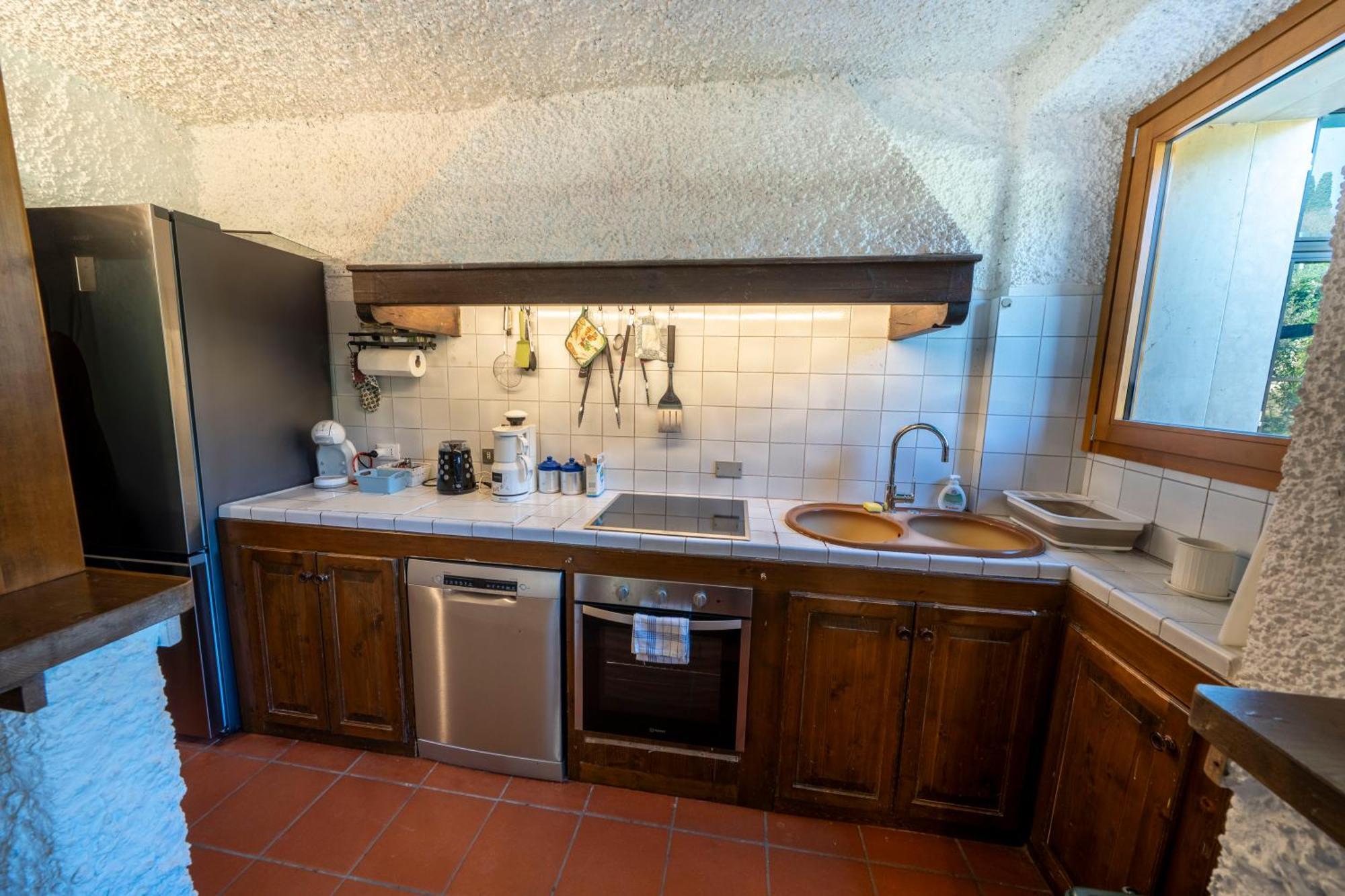 Casa Ghirlanda Con Piscina E Campo Da Tennis Apartment